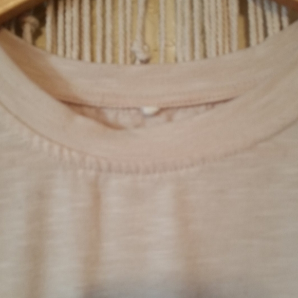 Graphic tee - Picture 3 of 4